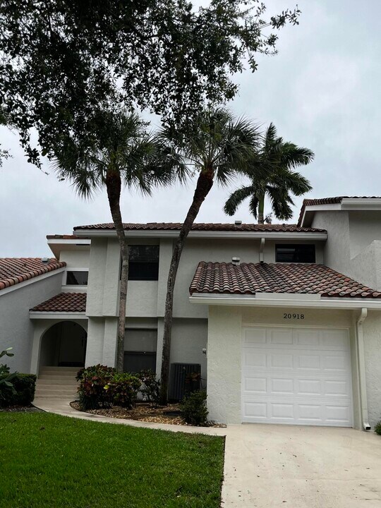 20918 Estada Ln in Boca Raton, FL - Building Photo