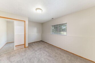 3429 W Michigan Ave in Kalamazoo, MI - Building Photo - Building Photo