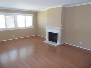 31 Seabird Ct in Newport Beach, CA - Building Photo - Building Photo
