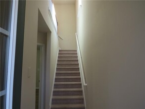2240 Landing Ridge Dr in Duluth, GA - Building Photo - Building Photo