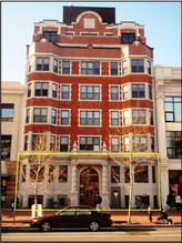 534 Commonwealth Ave in Boston, MA - Foto de edificio - Building Photo