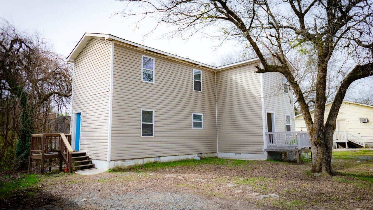 8 Fisher Pl in Durham, NC - Building Photo