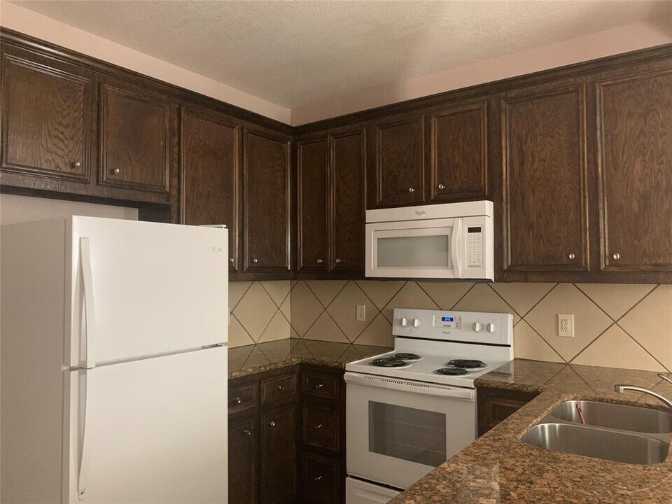 13742 Eagle Pass St in Houston, TX - Building Photo