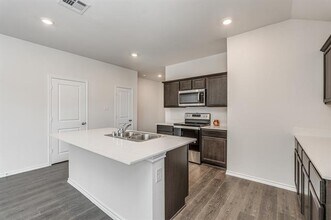 2125 Croton Ave in Royse City, TX - Building Photo - Building Photo