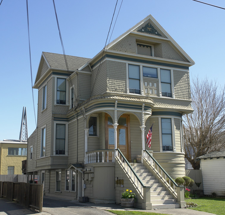 1510 Benton St in Alameda, CA - Foto de edificio