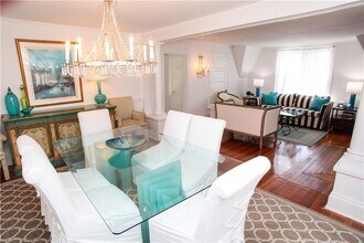 34 Bull St in Newport, RI - Building Photo - Building Photo