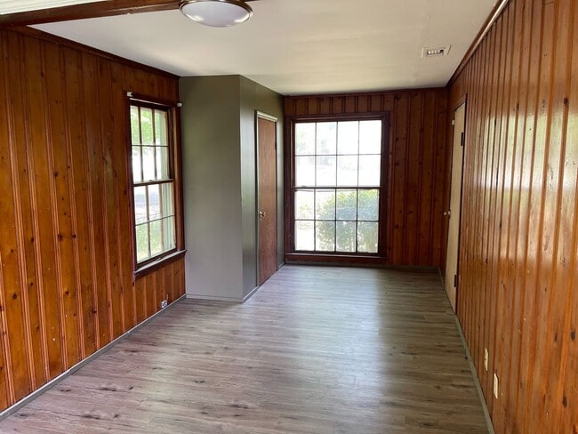 2741 Essex St in Shreveport, LA - Building Photo - Building Photo