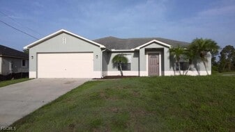 440 Long Ave in Lehigh Acres, FL - Building Photo