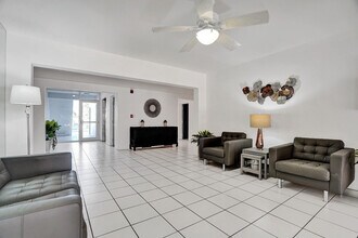 1475 SE 15th St in Fort Lauderdale, FL - Building Photo - Building Photo