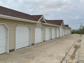 500 E Division St in Kenmare, ND - Building Photo - Building Photo