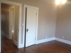 4125 E 71st St in Cleveland, OH - Building Photo