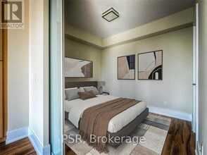 300 Front St W in Toronto, ON - Building Photo - Building Photo