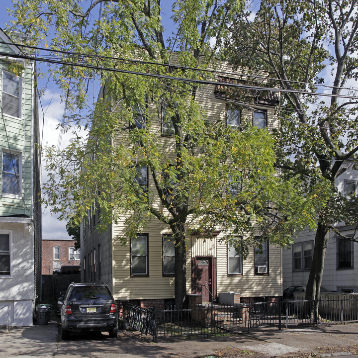 94 Stevens Ave in Jersey City, NJ - Building Photo