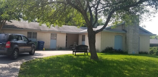 property at 2915 Eagle Rdg