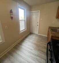 11 Cedar St, Unit 301 in Wilmington, DE - Building Photo - Building Photo
