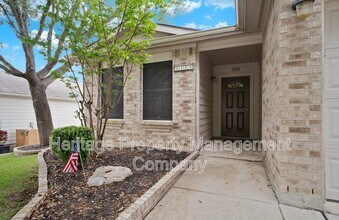 5125 Knollwood in Schertz, TX - Building Photo - Building Photo