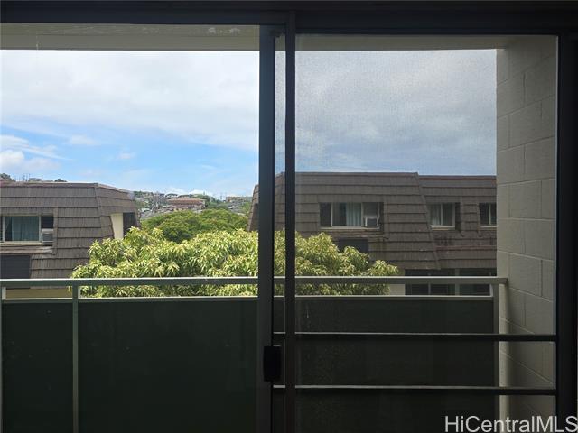 4280 Salt Lake Blvd in Honolulu, HI - Building Photo - Building Photo