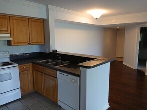 15065 Michelangelo Blvd in Delray Beach, FL - Foto de edificio - Building Photo