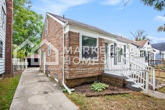 19440 Asbury Park in Detroit, MI - Building Photo - Building Photo