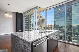 1065 Peachtree St NE in Atlanta, GA - Building Photo - Building Photo
