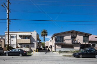 4511 Prospect Ave in Los Angeles, CA - Building Photo - Building Photo