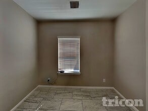 11114 Kingsnorth Dr, Unit MA810A in Tomball, TX - Building Photo - Building Photo