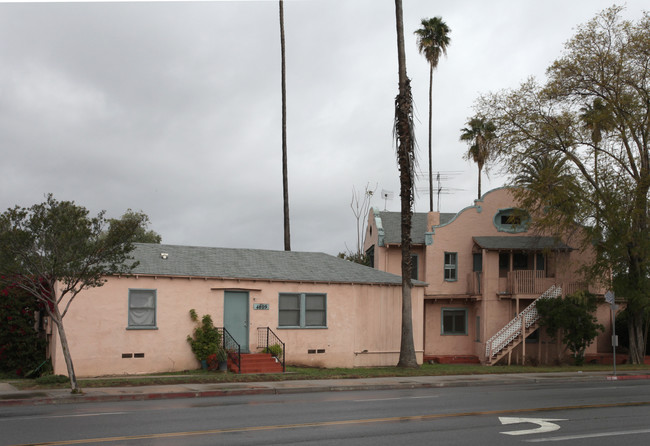 3410 Prospect Ave in Riverside, CA - Foto de edificio - Building Photo