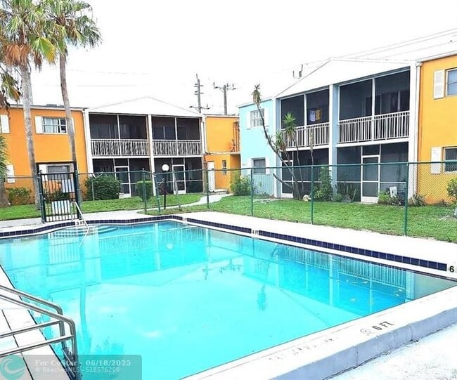 property at 1501 Crescent Cir