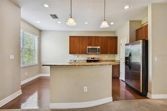 4503 Bay Spring Ct in Tampa, FL - Building Photo - Building Photo