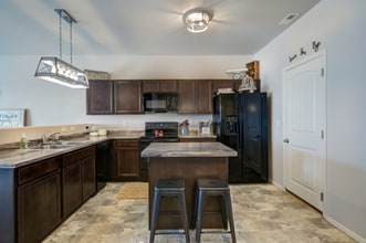 7423 Sand Lake Heights in Colorado Springs, CO - Foto de edificio - Building Photo