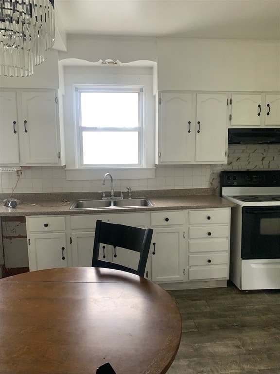 10 Hodges Ave in Taunton, MA - Building Photo - Building Photo