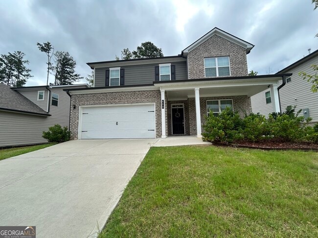 413 Kinross Ln