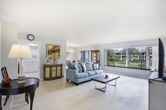 5954 Pelican Bay Blvd in Naples, FL - Building Photo - Building Photo