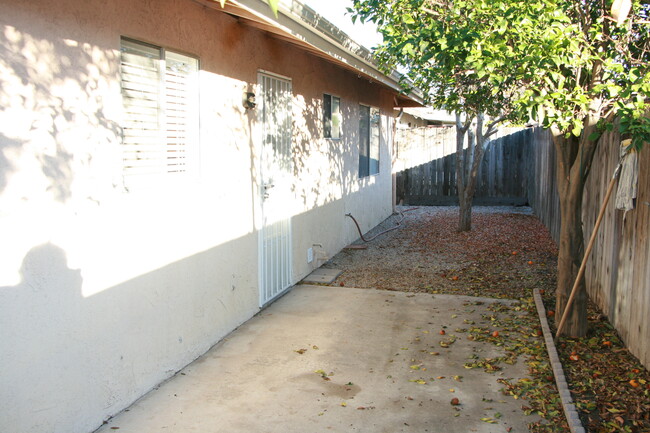 862 Evergreen St in Hemet, CA - Building Photo - Building Photo