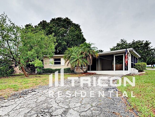 property at 11896 104 Ln N