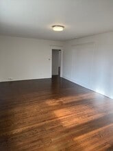 155 Elm St in West Haven, CT - Building Photo - Building Photo