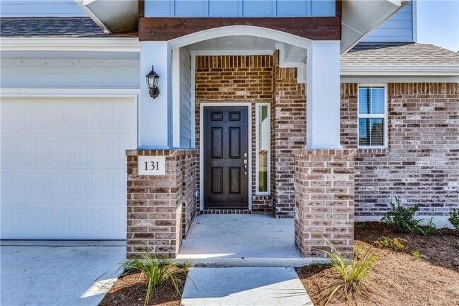 131 Trailside Ln in Bastrop, TX - Building Photo - Building Photo
