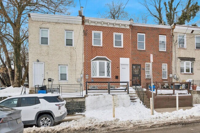 4658 Stenton Ave in Philadelphia, PA - Building Photo - Building Photo