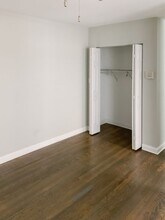 627 W Melrose St, Unit 2 in Chicago, IL - Building Photo - Building Photo