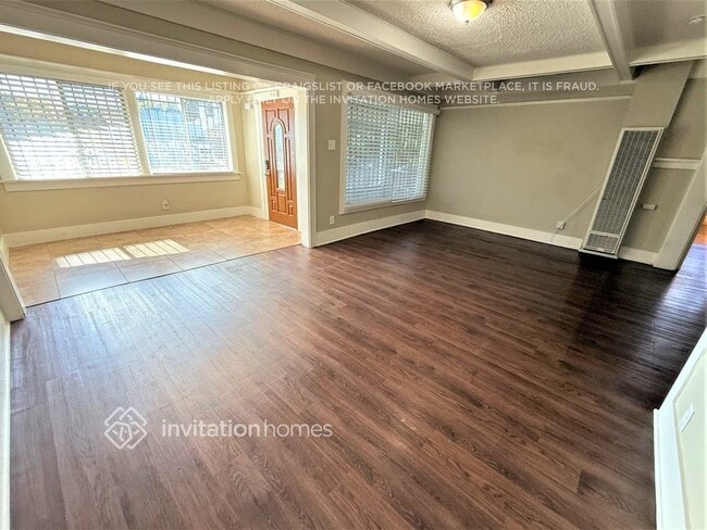 3874 2nd Ave in Los Angeles, CA - Foto de edificio - Building Photo