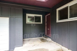 7833 Kirkland Dr in Cincinnati, OH - Building Photo - Building Photo