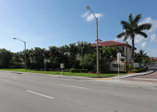 Colony Palms in Delray Beach, FL - Building Photo - Building Photo