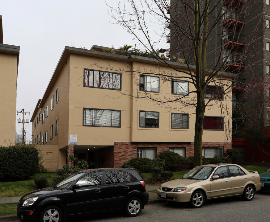 1123 Burrard St in Vancouver, BC - Building Photo