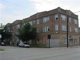 3901 W Division St in Chicago, IL - Building Photo