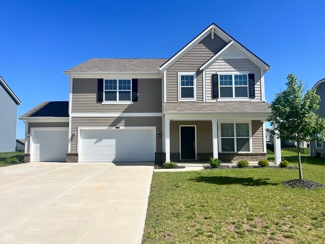 property at 5656 Grosbeak Dr