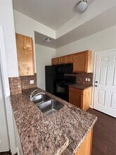 6837 Larkstone St in Houston, TX - Building Photo - Building Photo