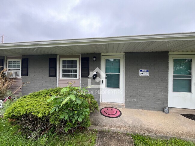2320 State St, Unit 3 in New Castle, IN - Building Photo - Building Photo
