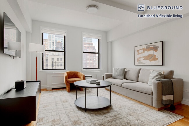 210 W 70th St