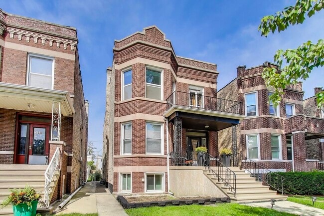 1928 S Harvey Ave in Berwyn, IL - Building Photo - Building Photo