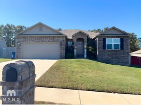 908 Pinehurst Loop in Cabot, AR - Building Photo